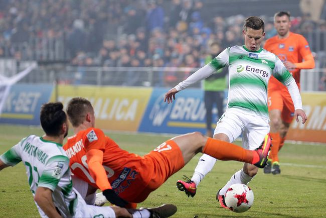 炙手可热的 炙手可热的