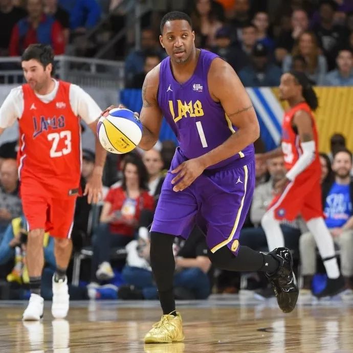 阵伊藤美诚 阵伊藤美诚