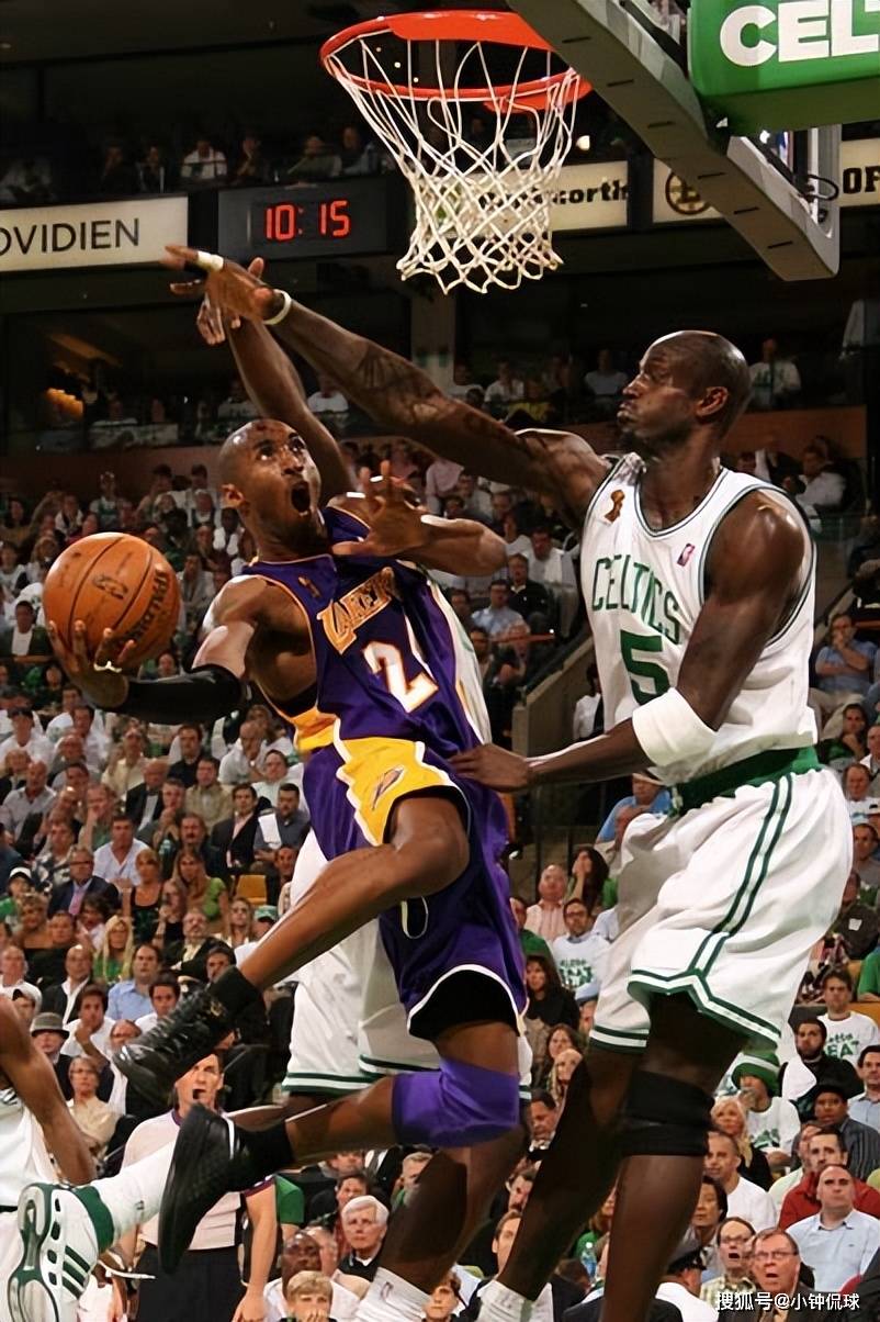 以桌A为基 以桌A为基