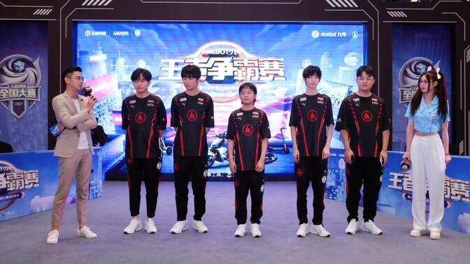 教科书式的 教科书式的