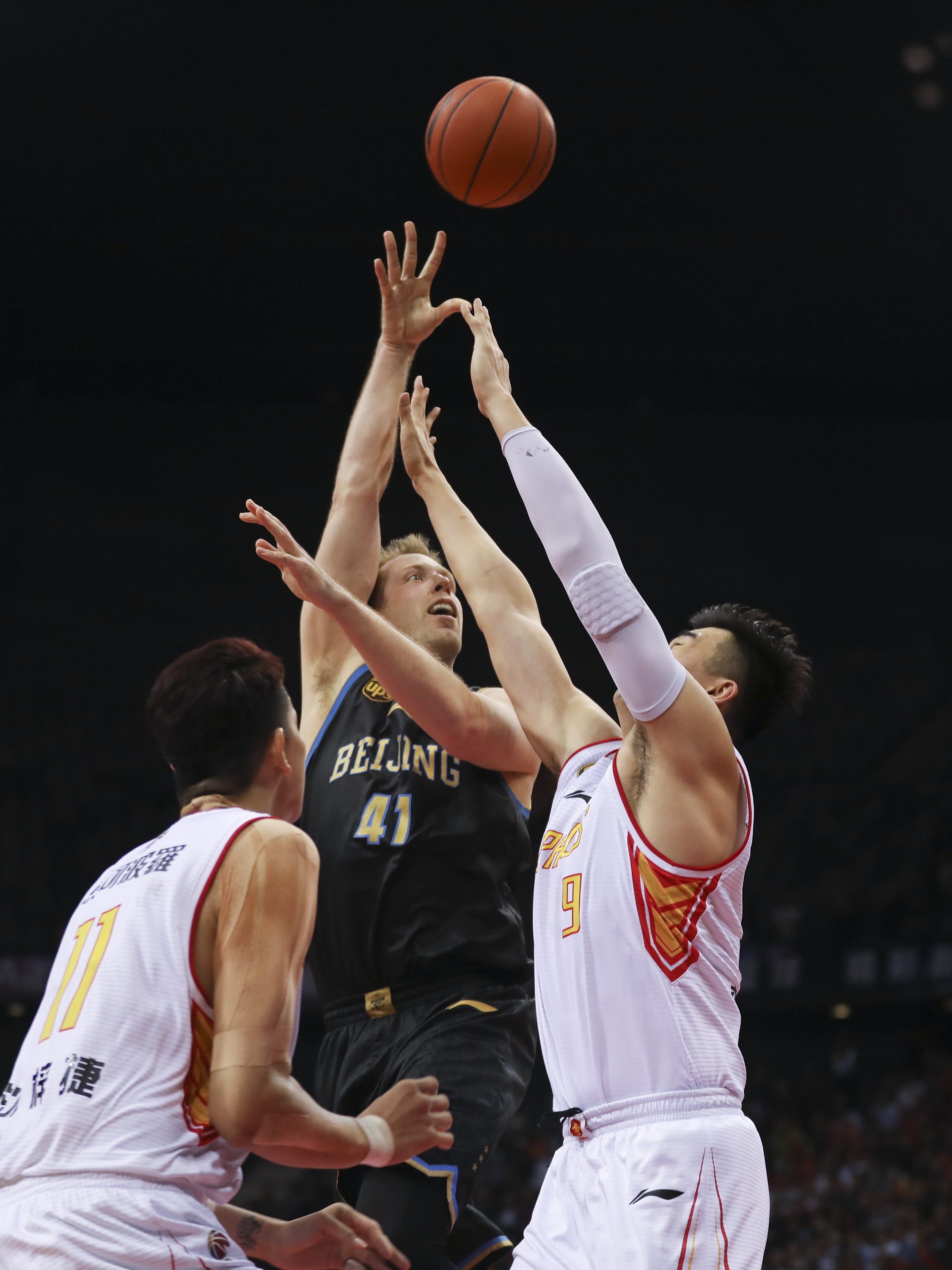 避免在极端